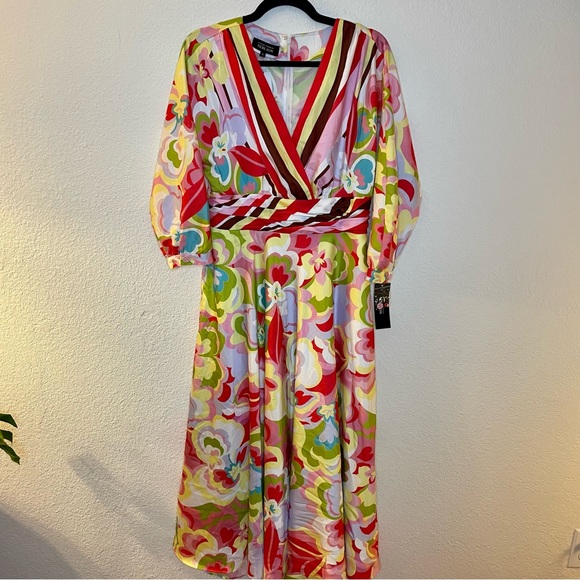 Teri Jon by Rickie Freeman Floral V Neck Multicolor Cocktail Dress - Picture 7 of 14